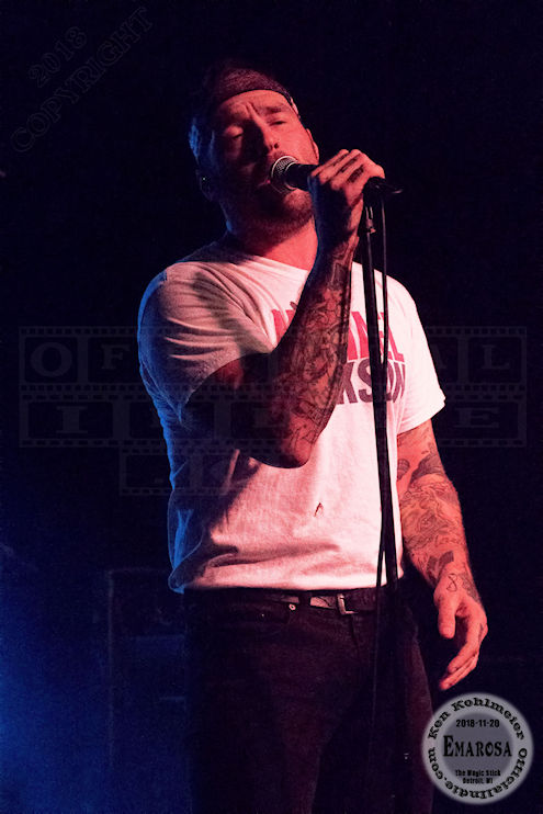 Emarosa0025