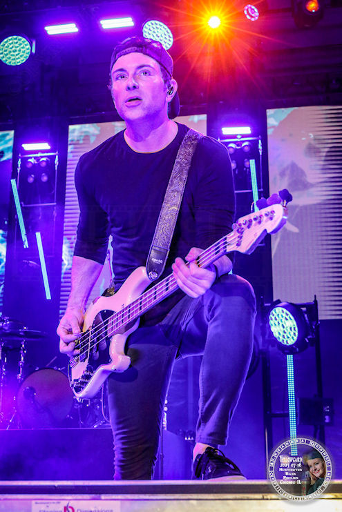 yellowcard15