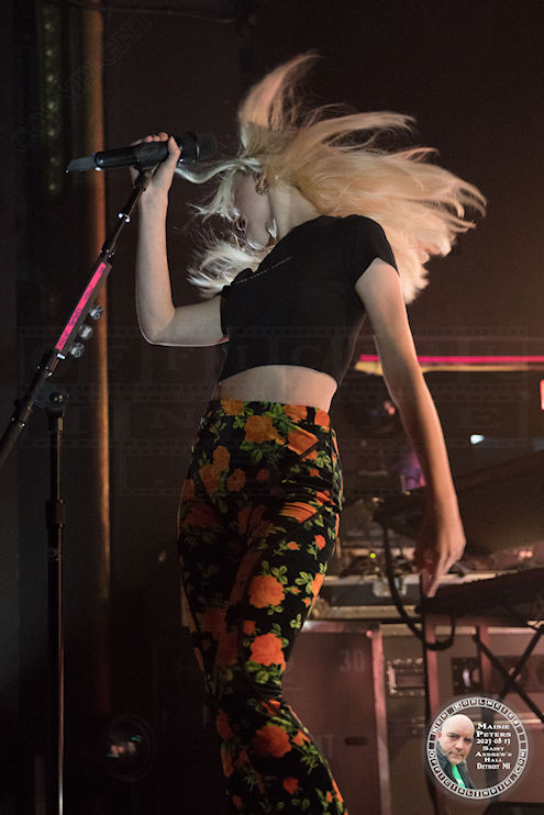 maisie02