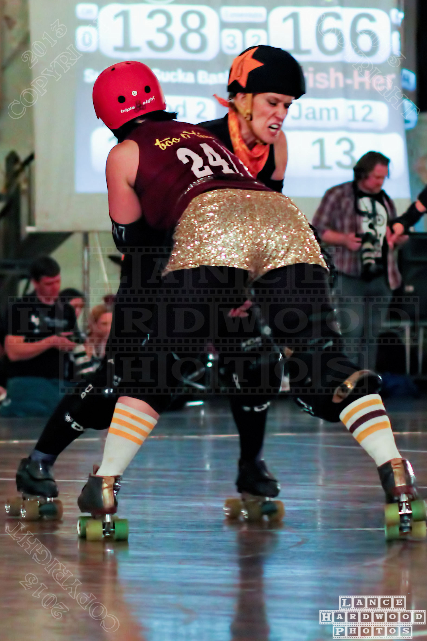 Devil's Night Dames vrs Pistolwhippers